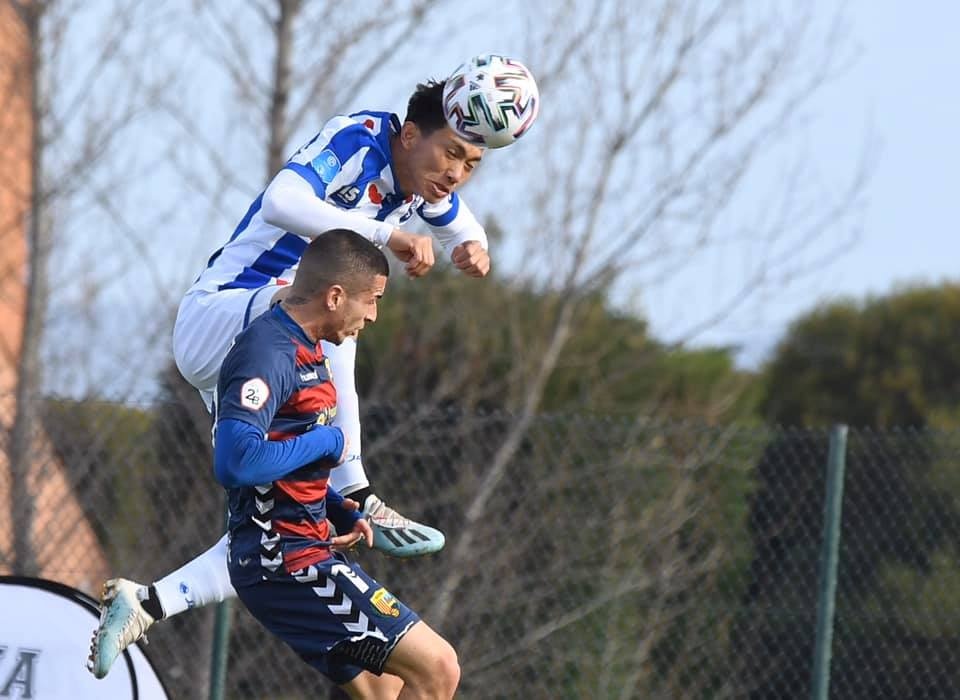 Van Hau Heerenveen anh 5