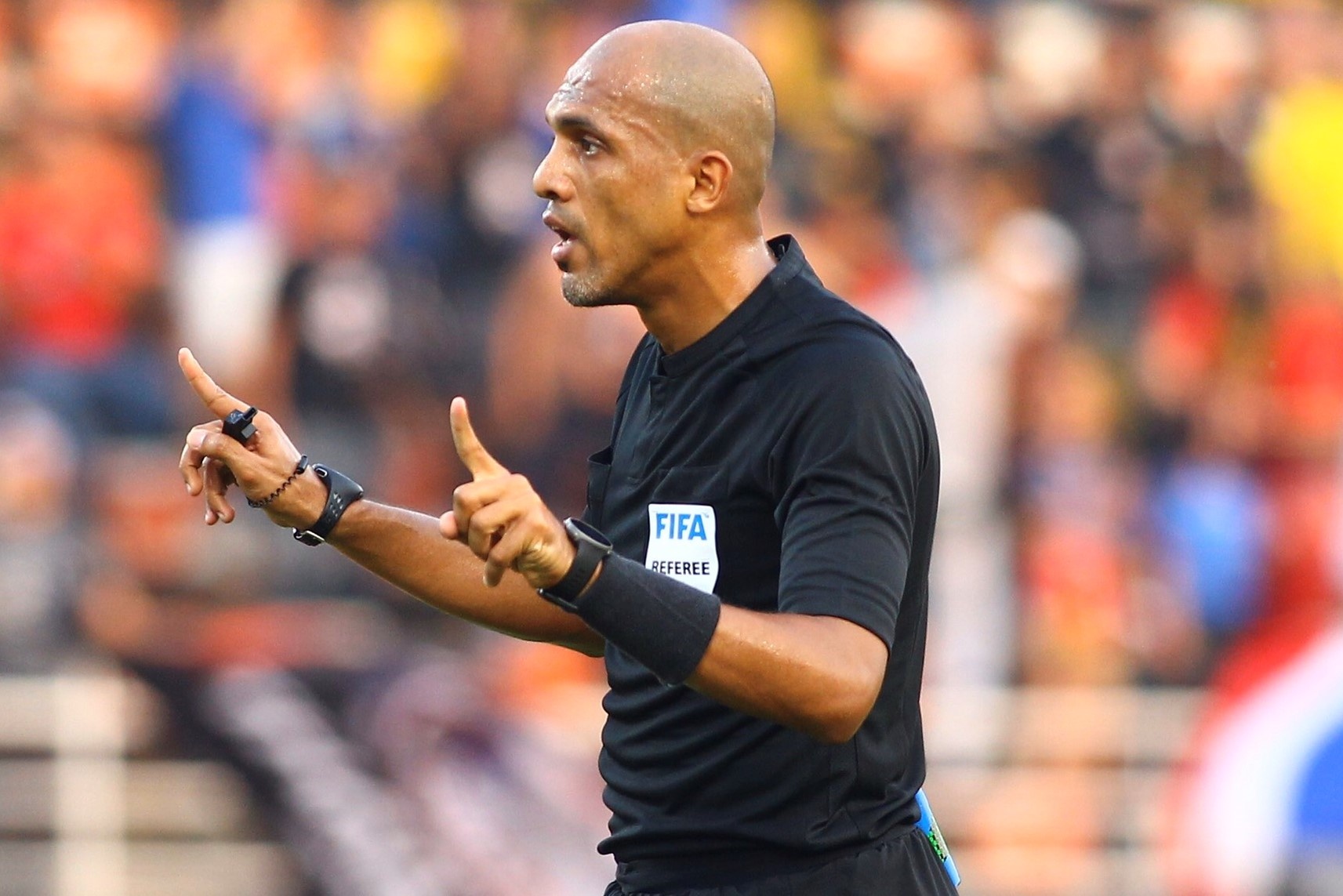 CDV Thai Lan chi trich trong tai khien doi nha bi loai hinh anh