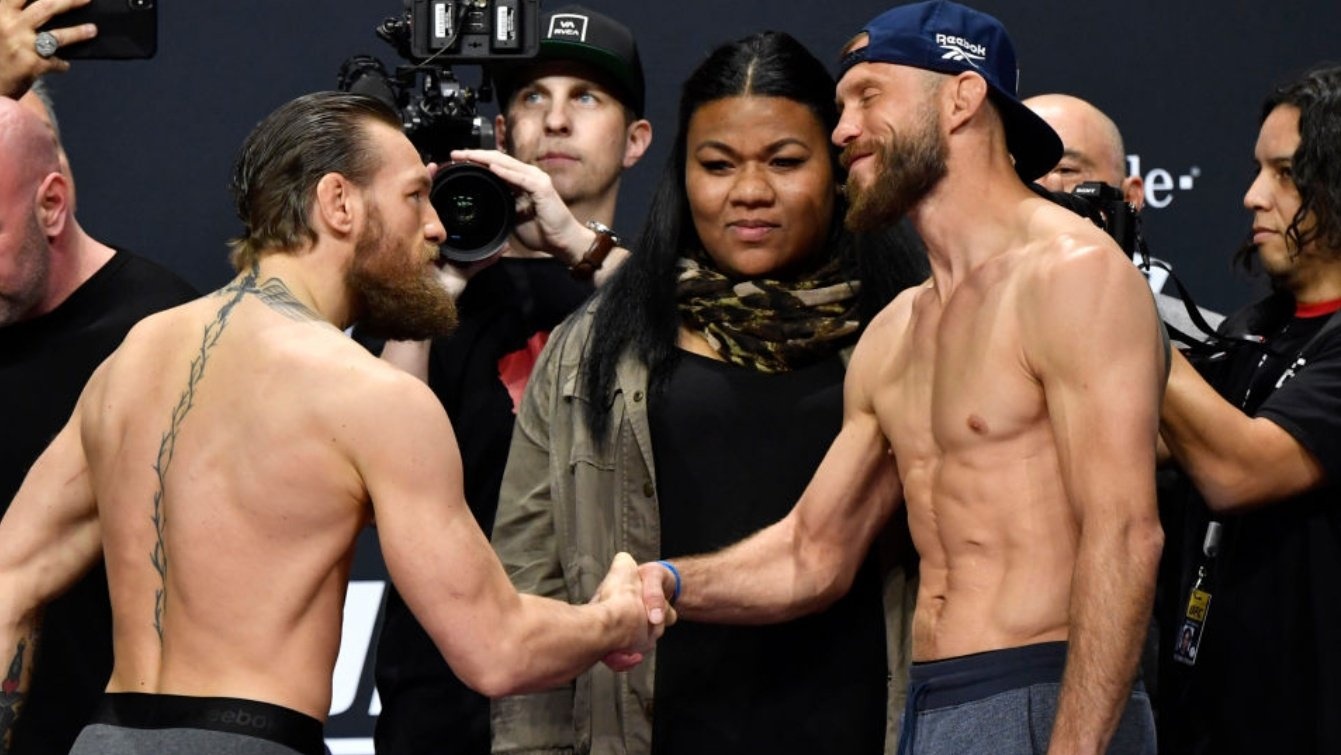 Conor McGregor va Donald Cerrone anh 1