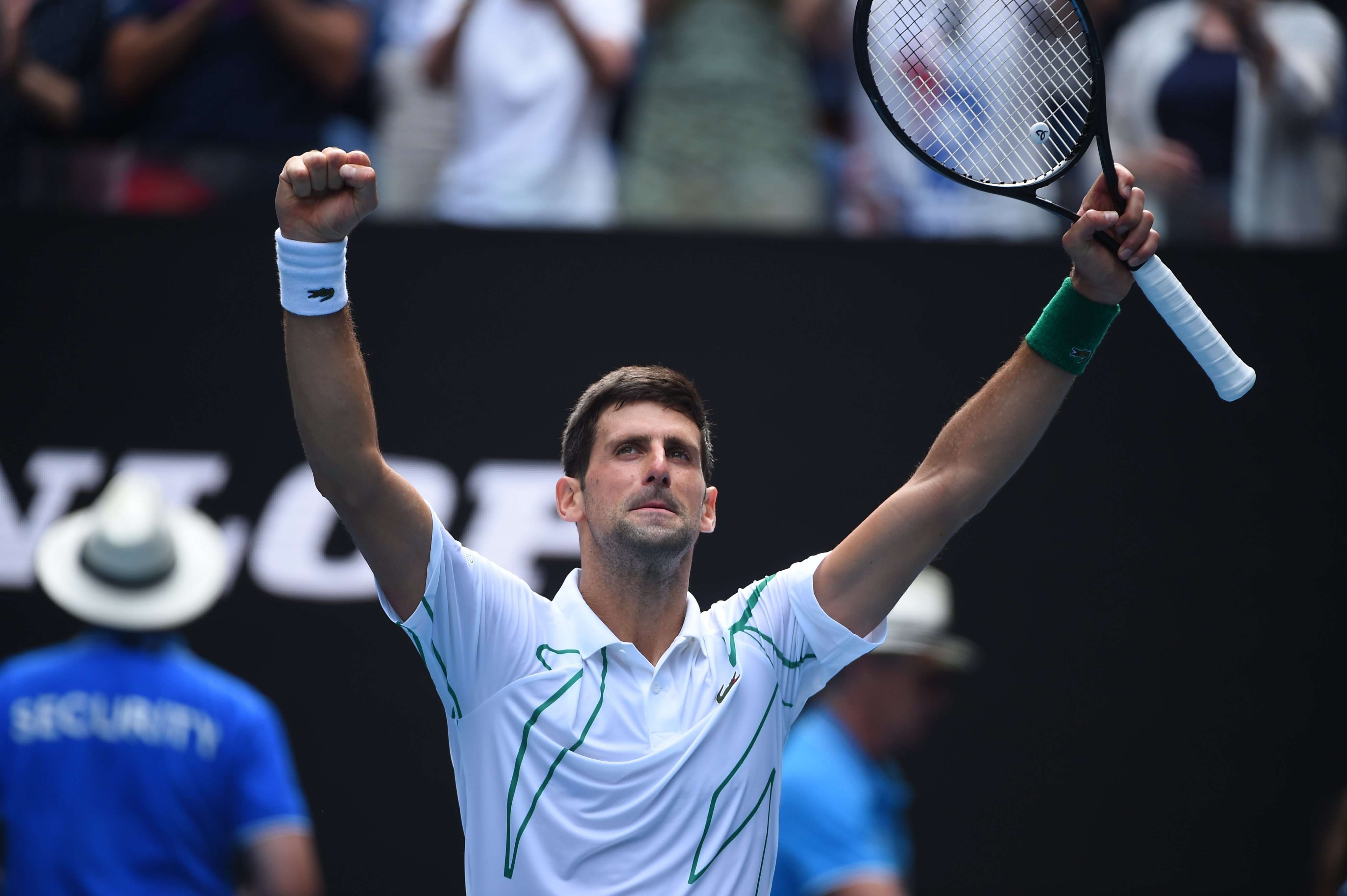 Djokovic lan thu 11 vao tu ket Australian Open hinh anh