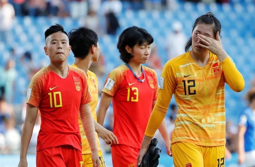 Tuyen nu Trung Quoc bi cach ly tai Australia do lo ngai virus corona hinh anh