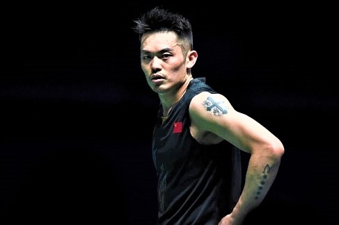 Cau long Trung Quoc lao dao vi dai dich do virus corona hinh anh