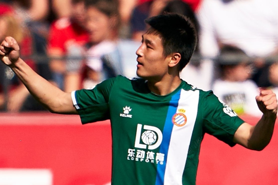 CDV Trung Quoc: 'Wu Lei hieu qua gap 6 lan Messi' hinh anh