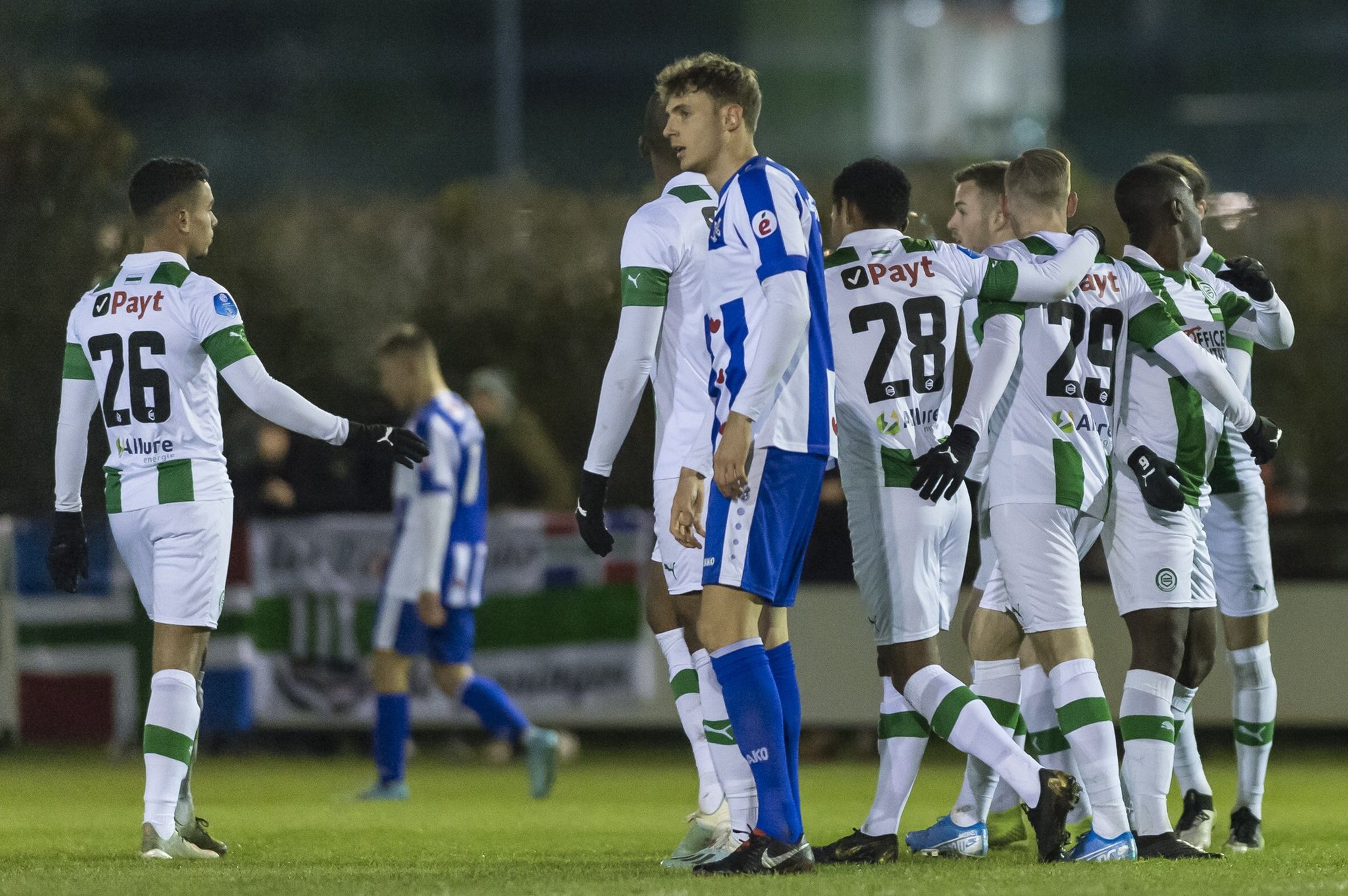 Van Hau Jong Heerenveen anh 1