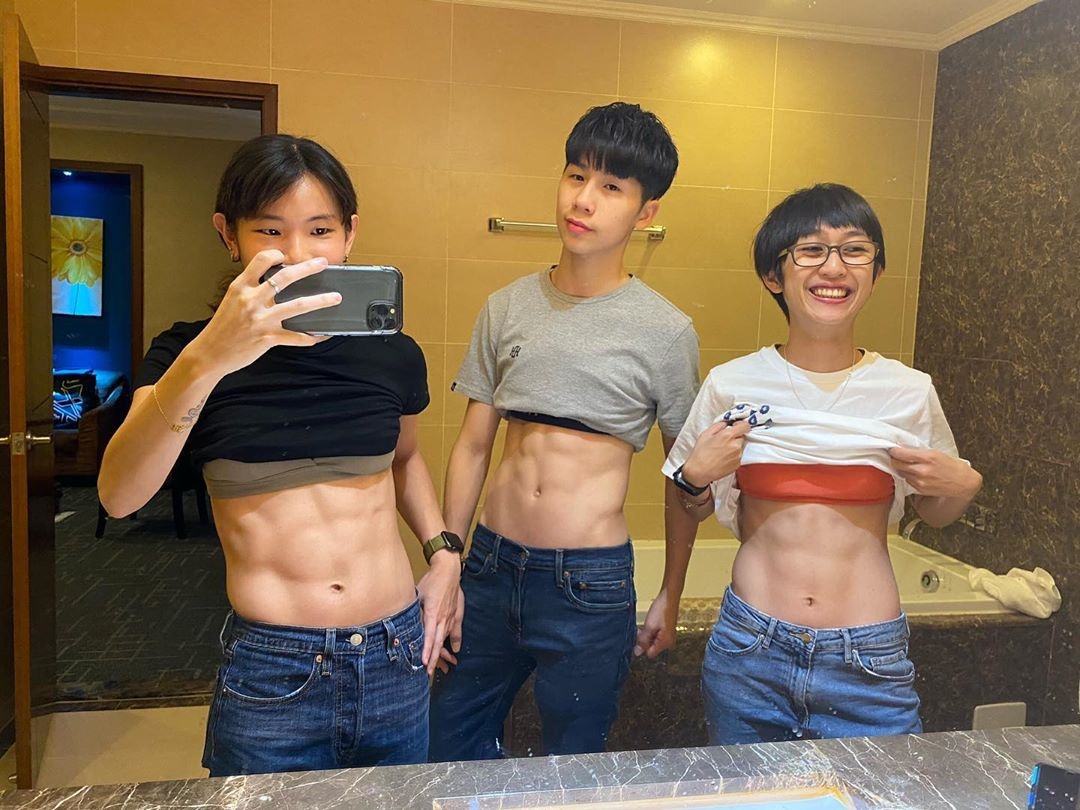 tay vot nu khoe 6 mui anh 3