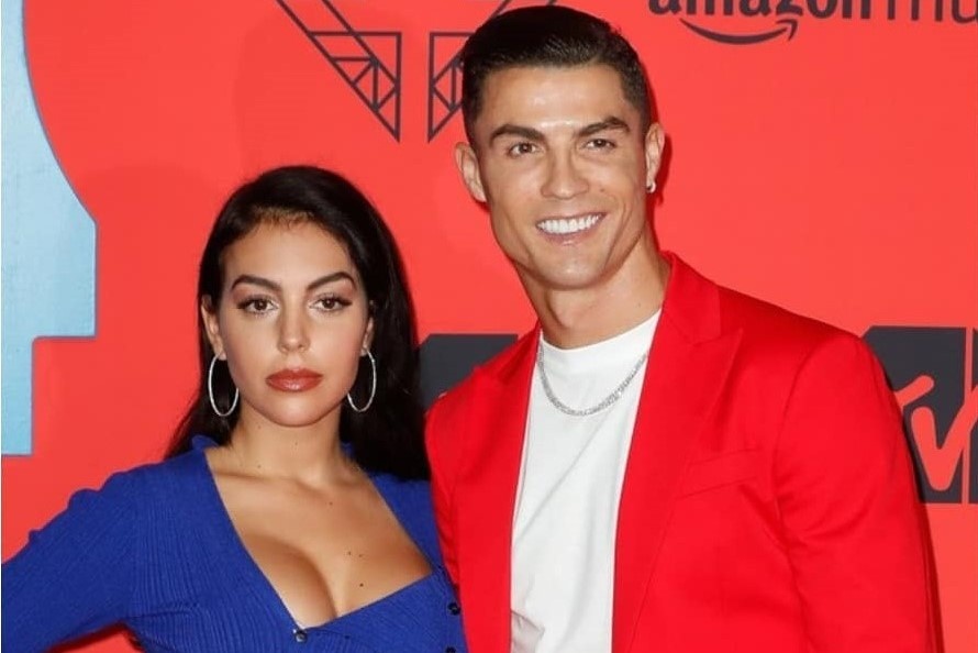 Ban gai gui loi cam on toi Ronaldo hinh anh