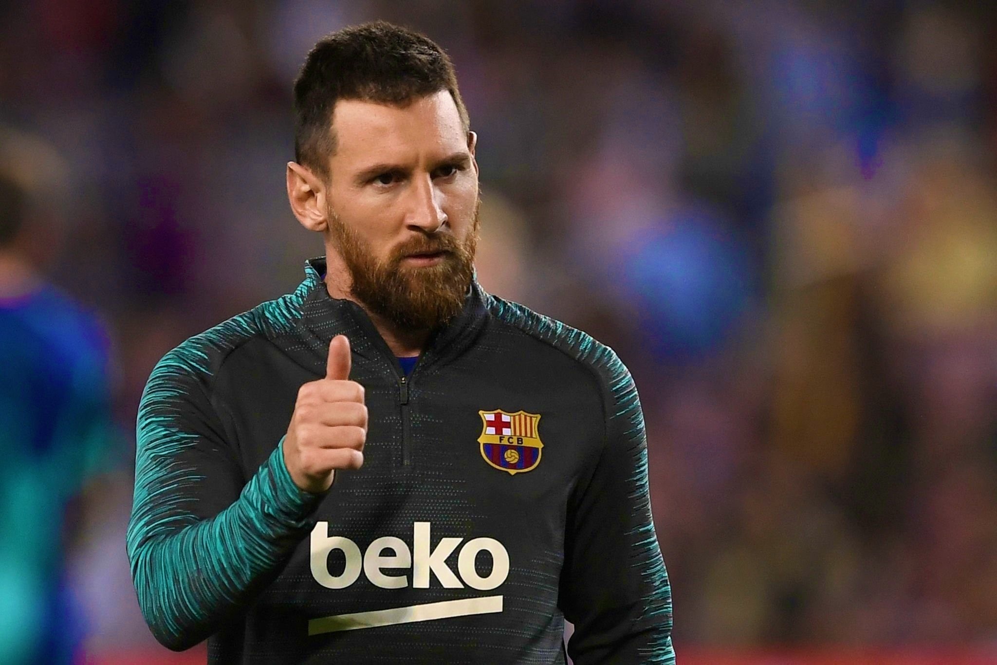 Sau Ronaldo, Messi quyen gop 1 trieu euro de chong dich hinh anh