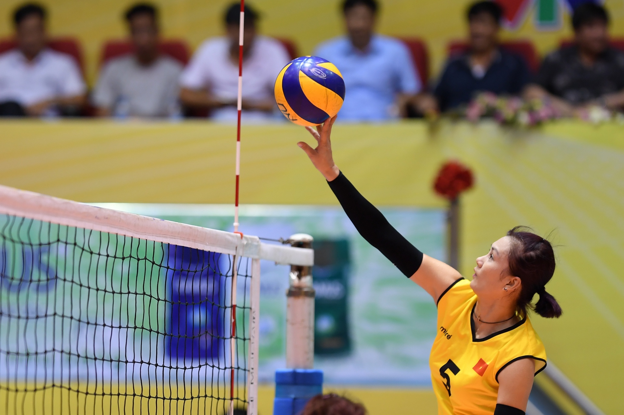 phu cong huyen thoai Kim Hue anh 2