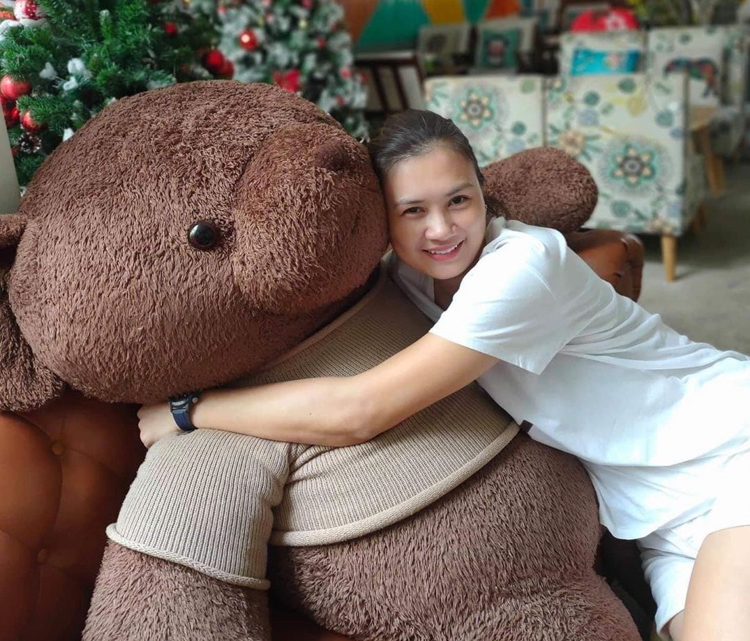 nhan sac phu cong Kim Hue anh 6