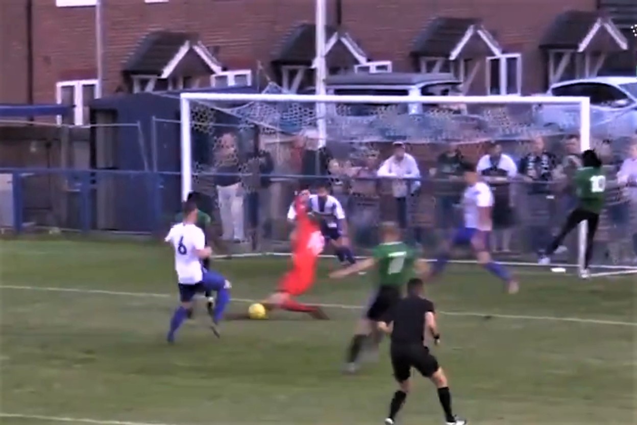 Thu mon Anh can pha 5 cu sut lien tiep hinh anh