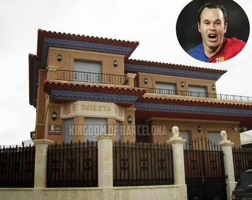 biet thu sao bong da anh 1