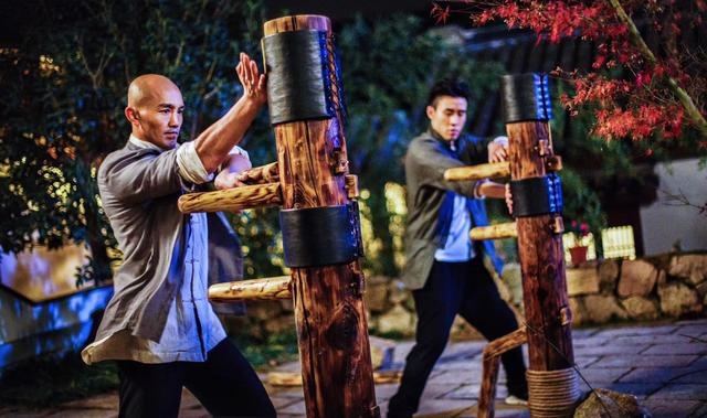 Nhat Long dau Tyson anh 1