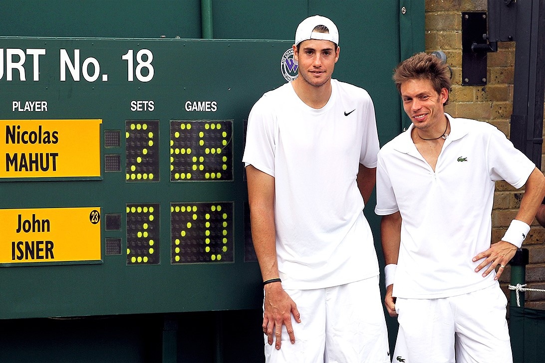 Tran dau tennis ky luc keo dai hon 11 tieng hinh anh