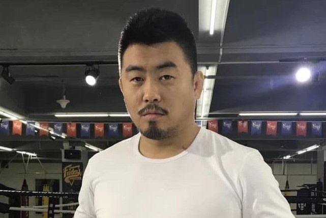 Tu Hieu Dong to Nhat Long tro tren khi goi canh sat hinh anh