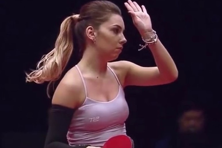 Nhung man an mung chien thang cua nguoi dep bong ban Szocs hinh anh