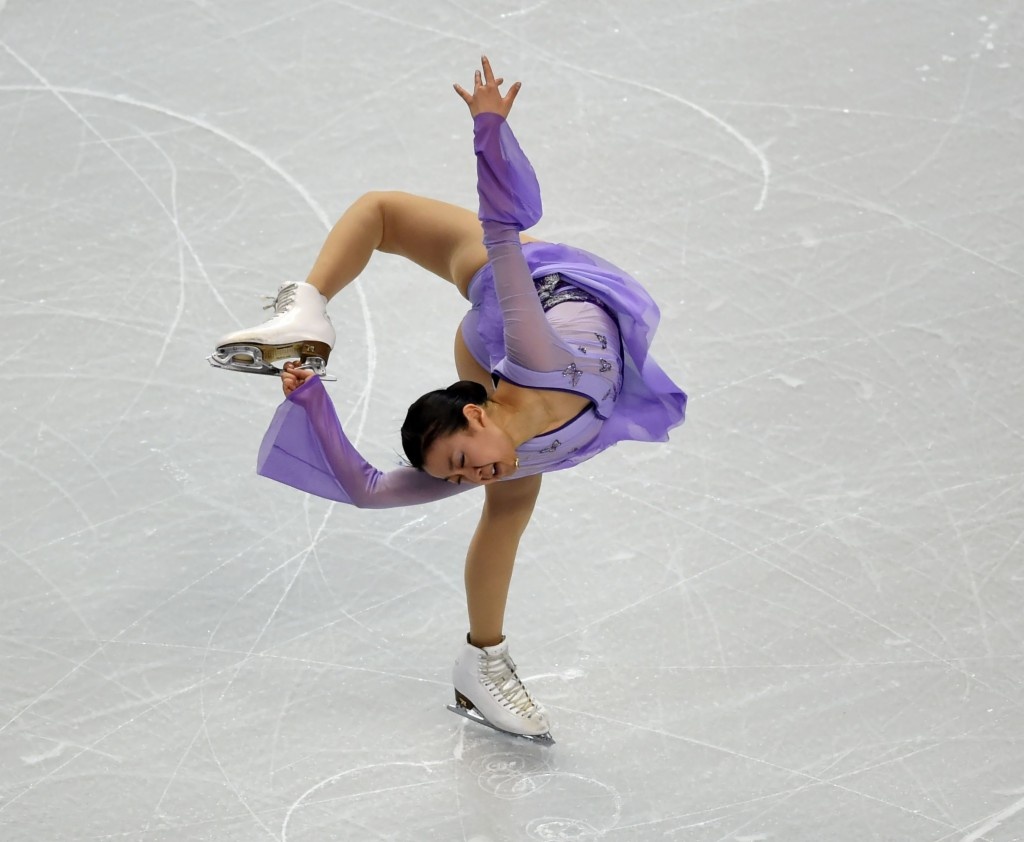 nu hoang truot bang nghe thuat anh 2