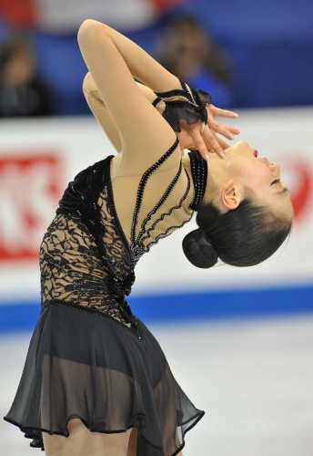 nu hoang truot bang nghe thuat anh 7