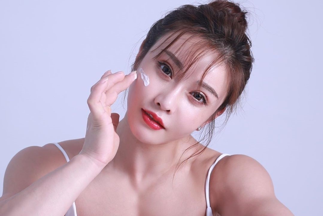 Bac si thich tap gym, dam me vo thuat hinh anh