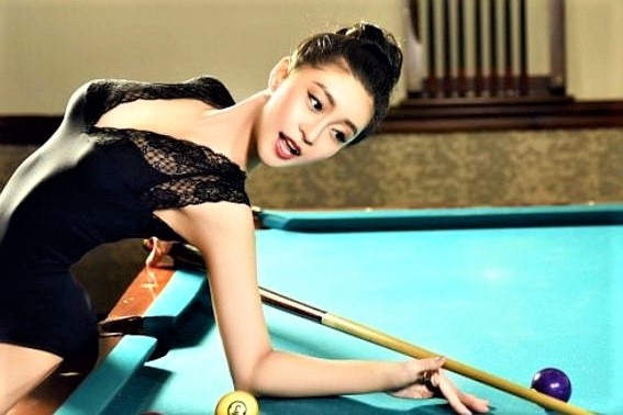 Nu hoang uon deo Trung Quoc me billiards hinh anh