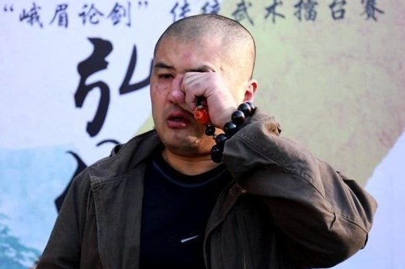 Dai hoi vo truyen thong Trung Quoc bi huy vi nghi lua dao hinh anh