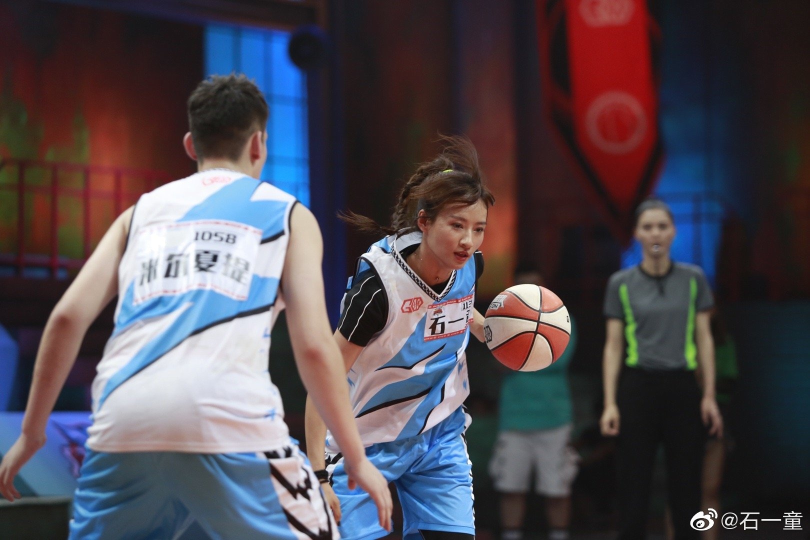 nguoi dep bong ro danh nhau anh 6