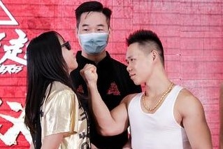 Tran nu vo si dau HLV the hinh bi hoan tai Trung Quoc hinh anh