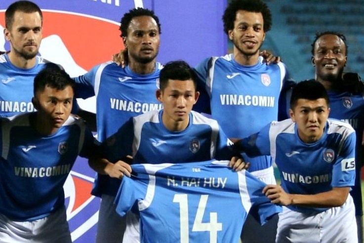 Dong doi tri an Hai Huy truoc tran Quang Ninh gap Viettel hinh anh