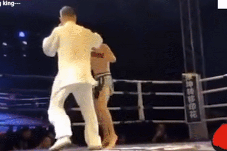 Vo su Thai Cuc bi sinh vien nam cuoi knock-out sau 5 giay hinh anh