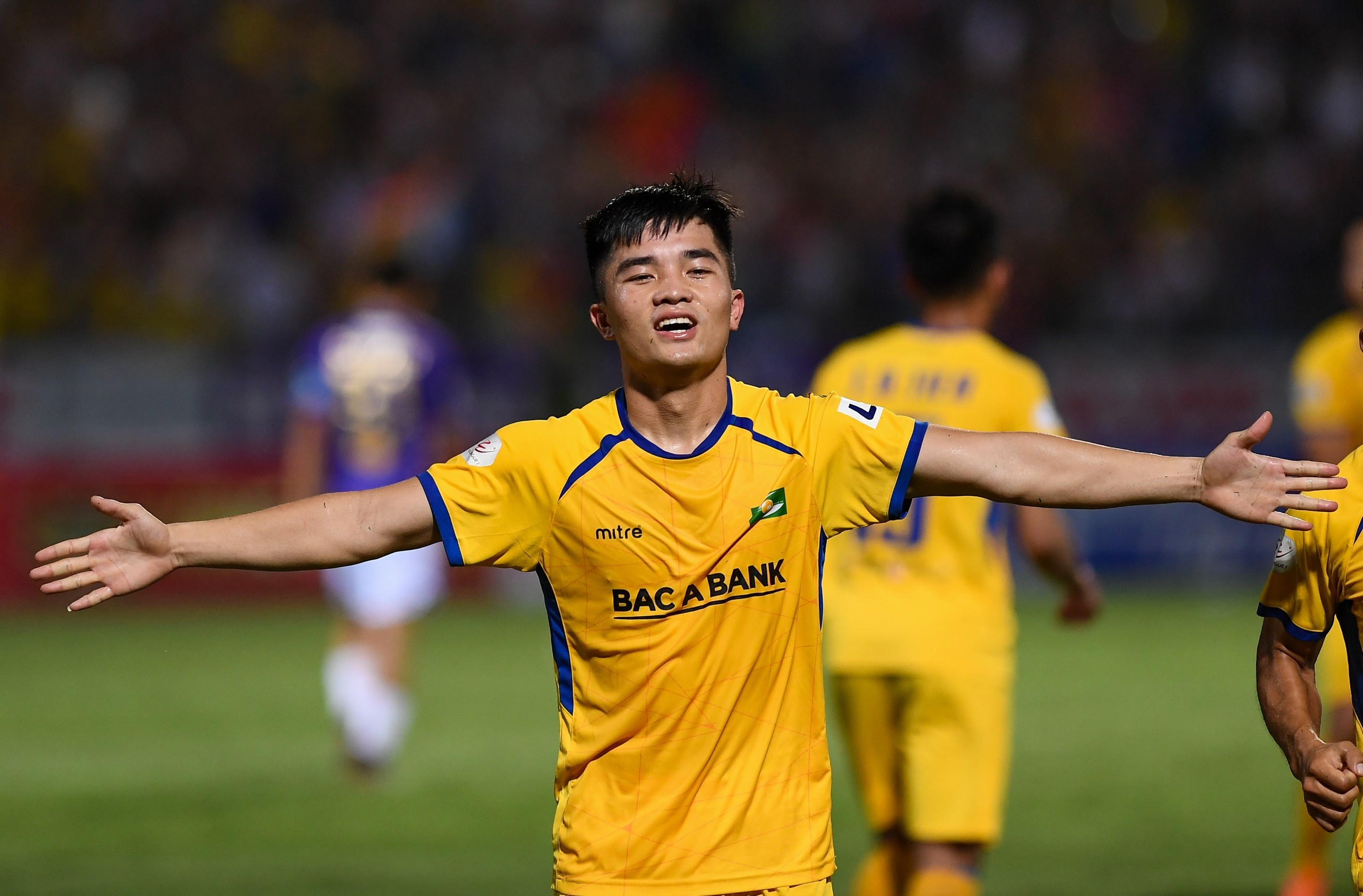 Truc tiep CLB Ha Noi vs SLNA anh 2