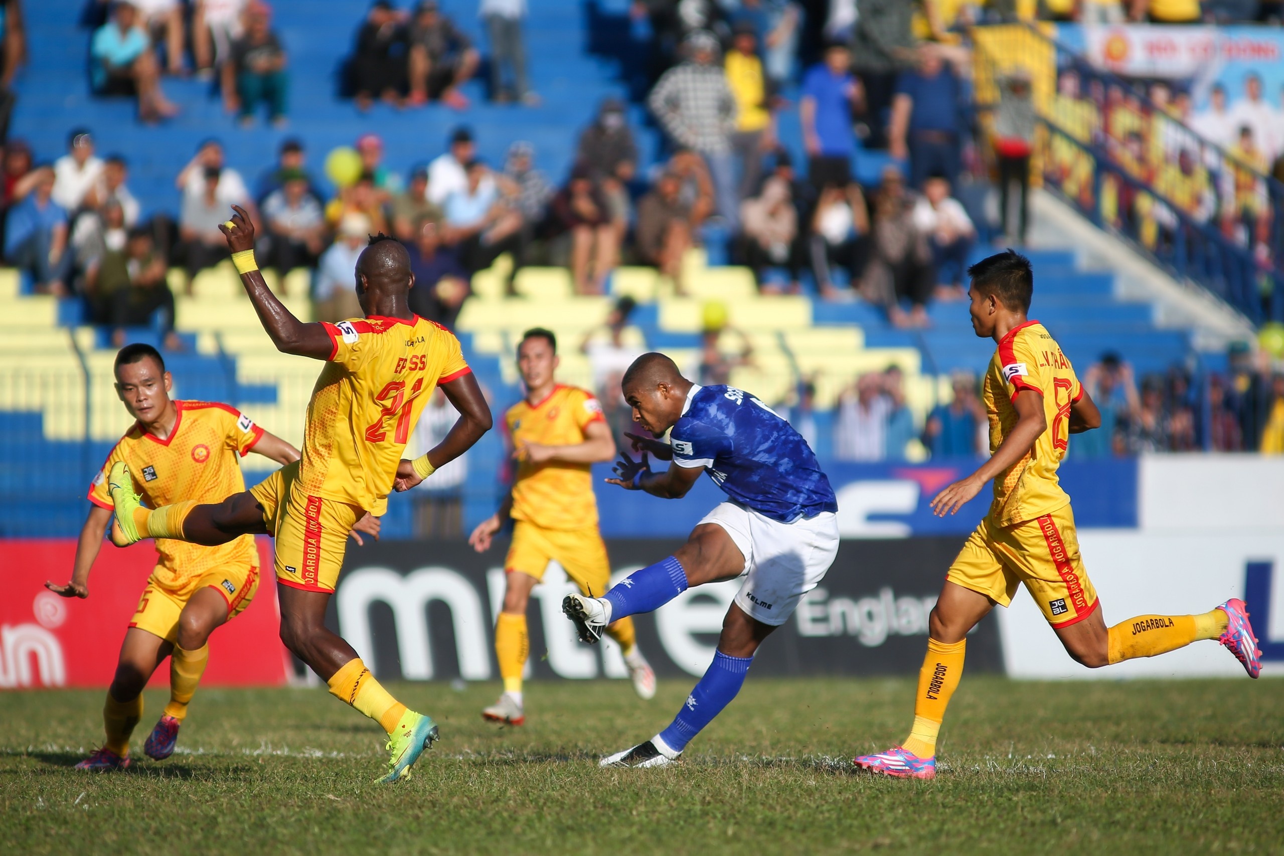 Truc tiep Thanh Hoa vs Nam Dinh anh 1