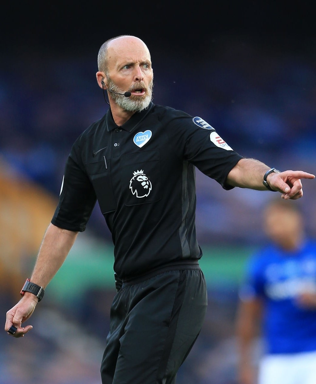 trọng tài gây chú ý ảnh 1 trong tai gay chu y anh 1