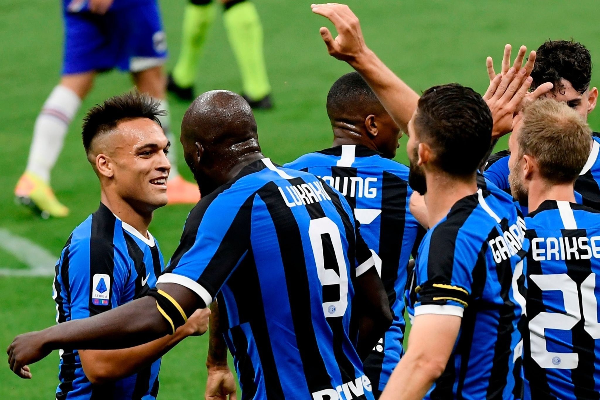 Inter Milan thang Sampdoria anh 1