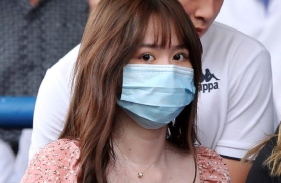 Huynh Anh toi san co vu Quang Hai hinh anh