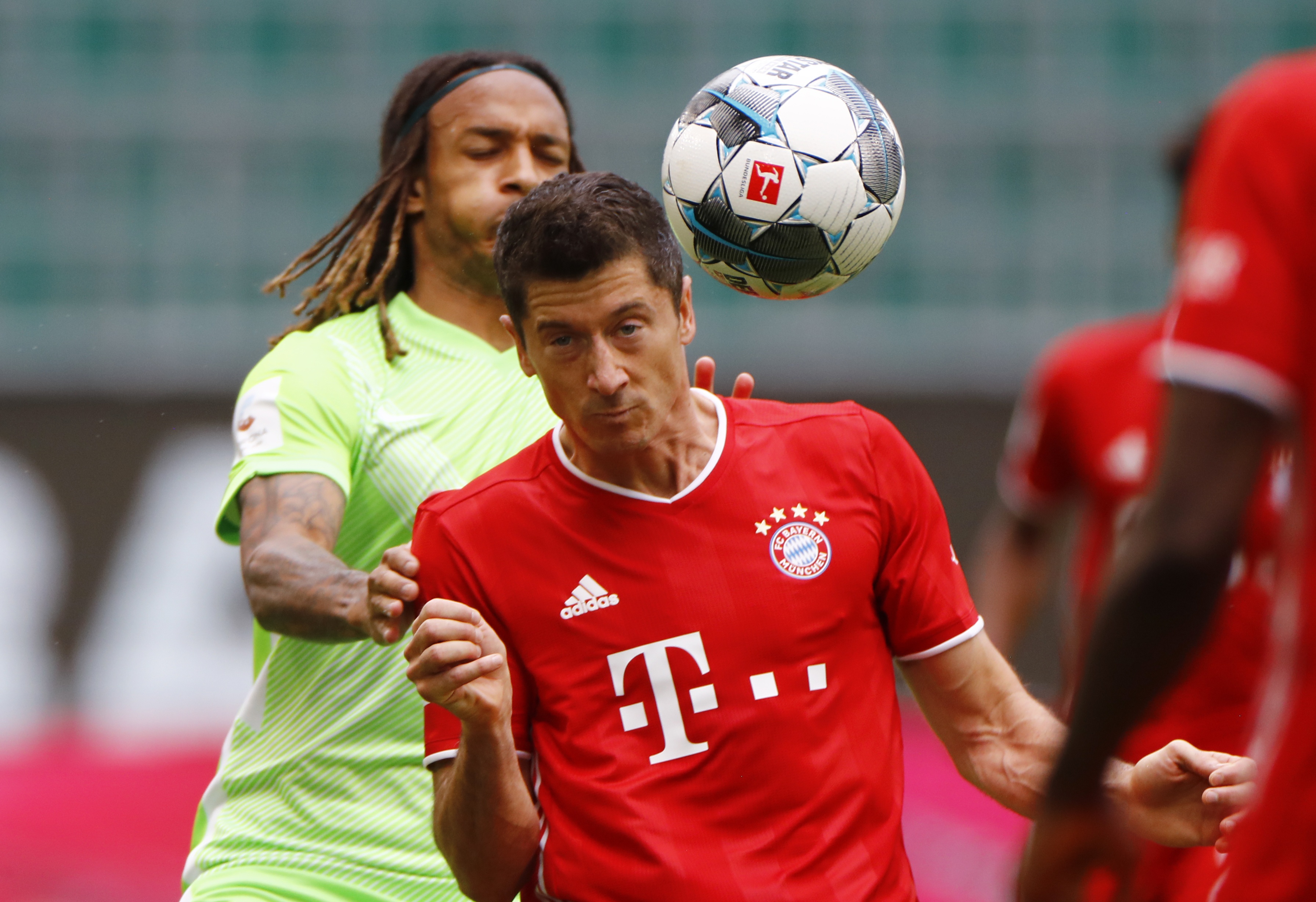 Bayern lap ky luc vo dich anh 1