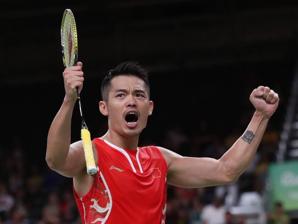 Tay vot Lin Dan giai nghe anh 1