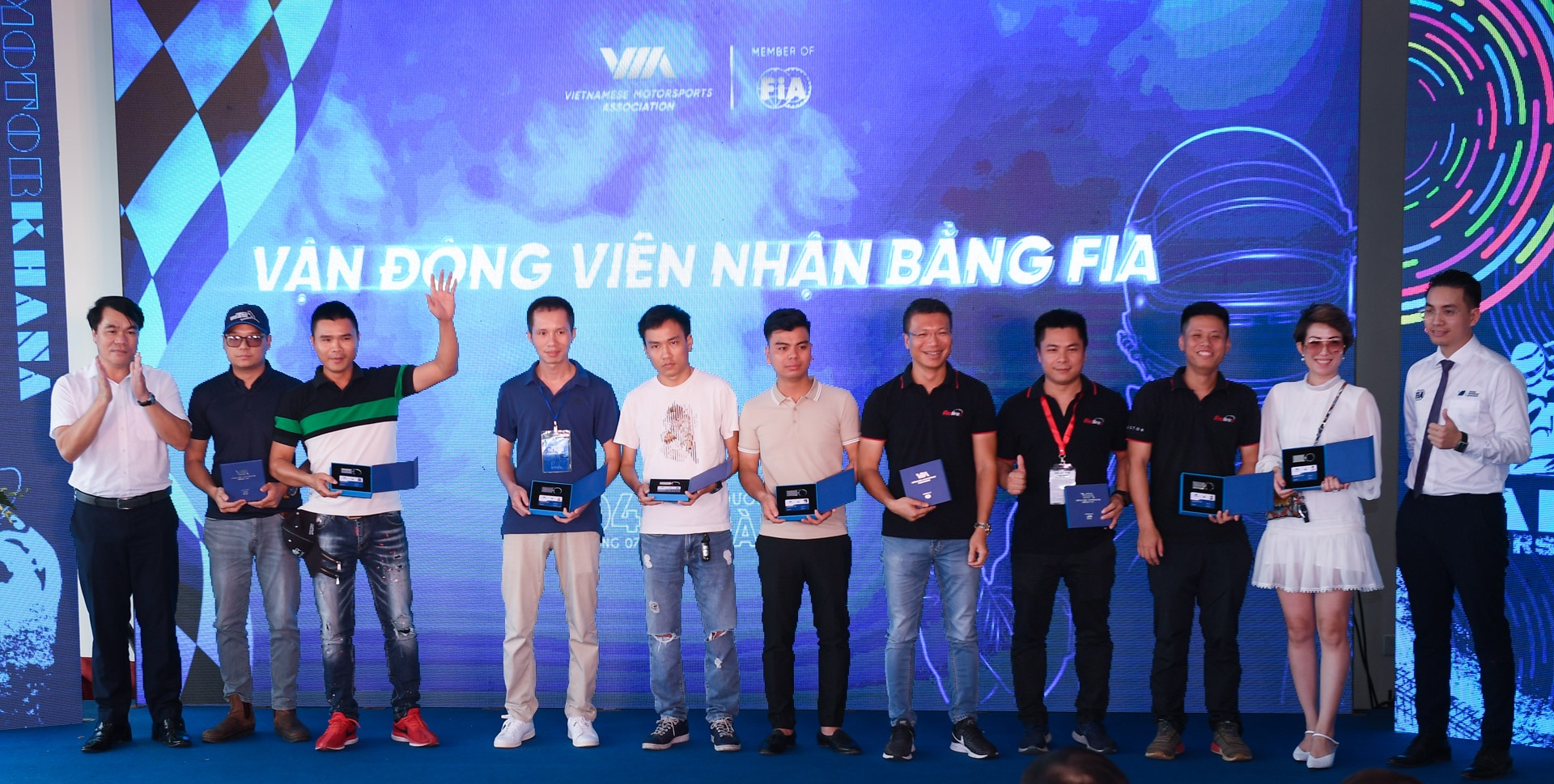 trao bang dua xe the thao anh 2