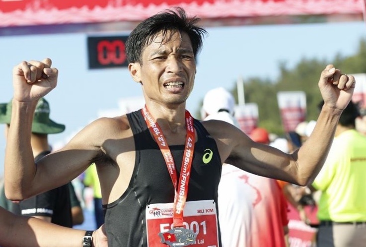 Tieu Vy marathon quoc gia anh 9