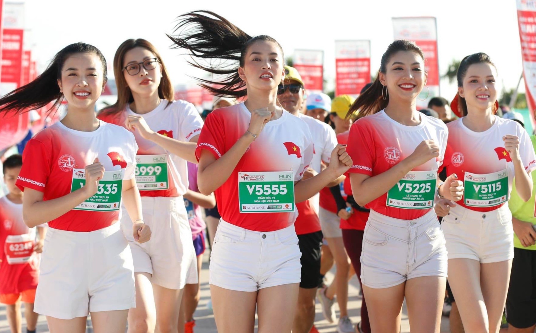 Tieu Vy marathon quoc gia anh 2