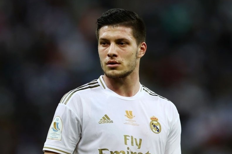 Luka Jovic tiep tuc gap hoa tai Real hinh anh