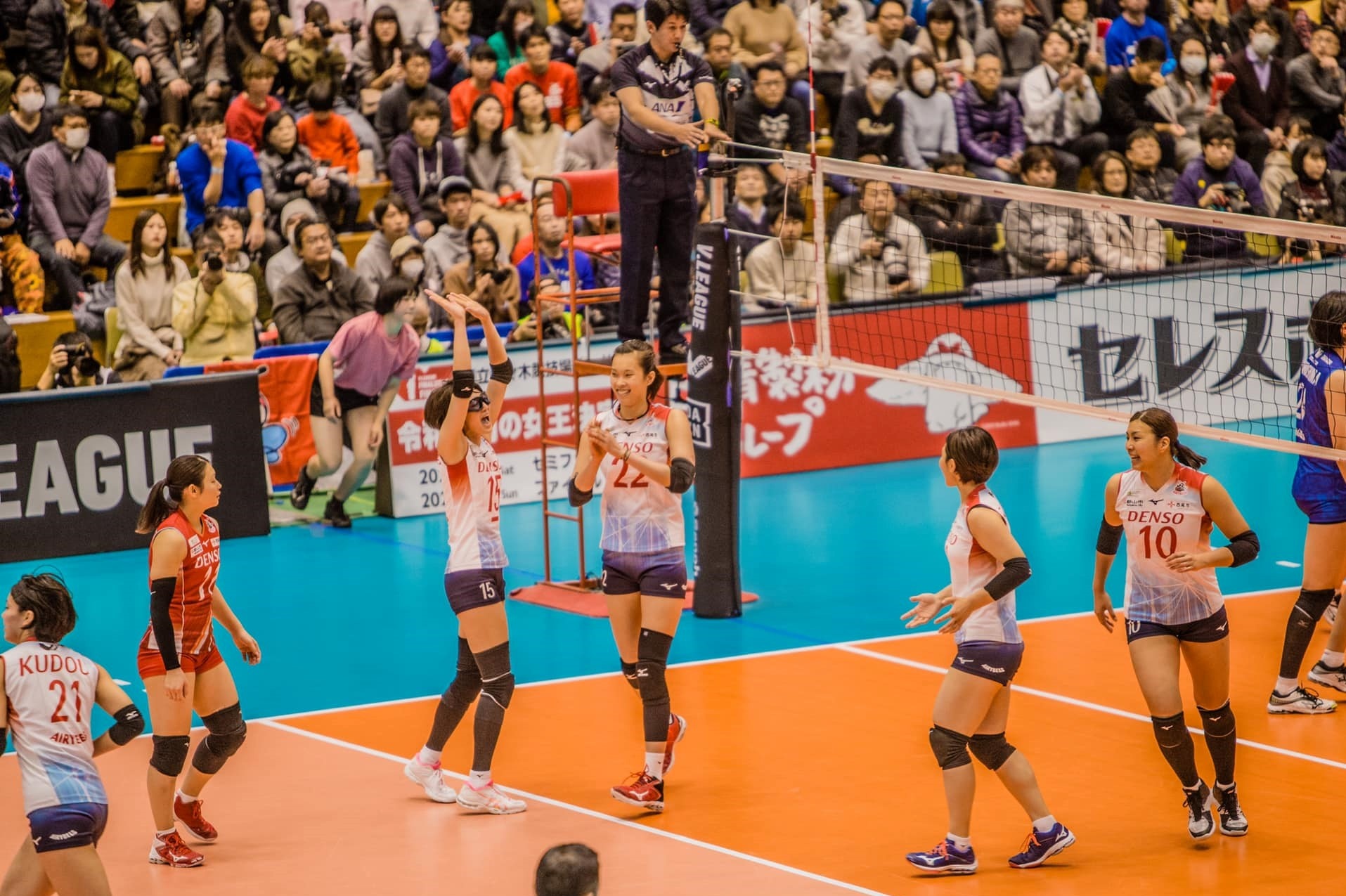 tay dap Thanh Thuy roi Nhat Ban anh 1