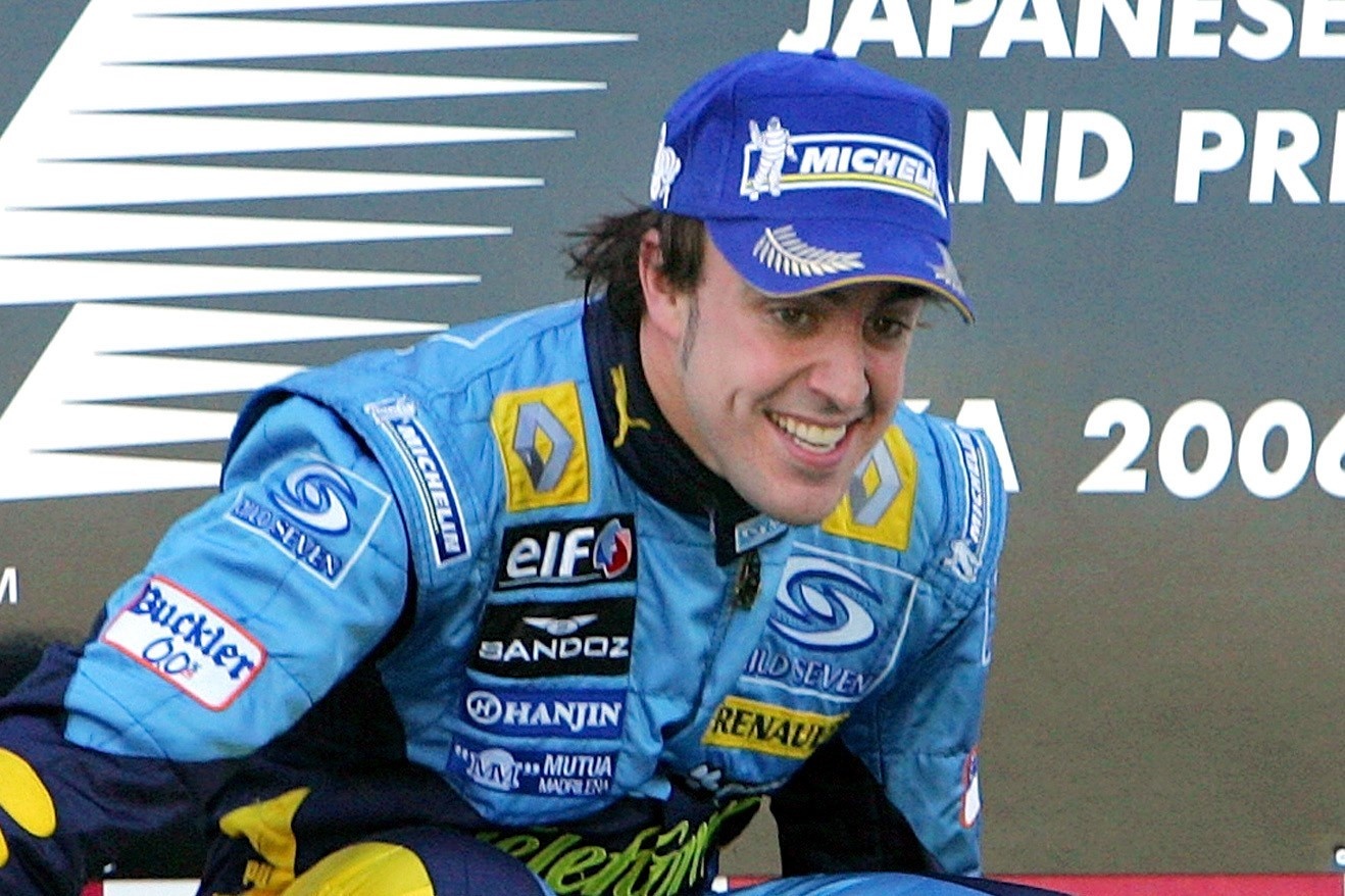 Cuu vo dich Alonso tro lai duong dua F1 sau hon 3 nam hinh anh