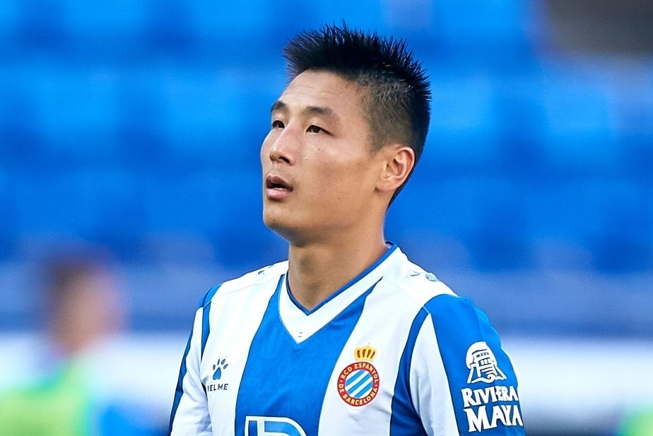 Nguoi ham mo keu goi tien dao Trung Quoc sang Premier League hinh anh