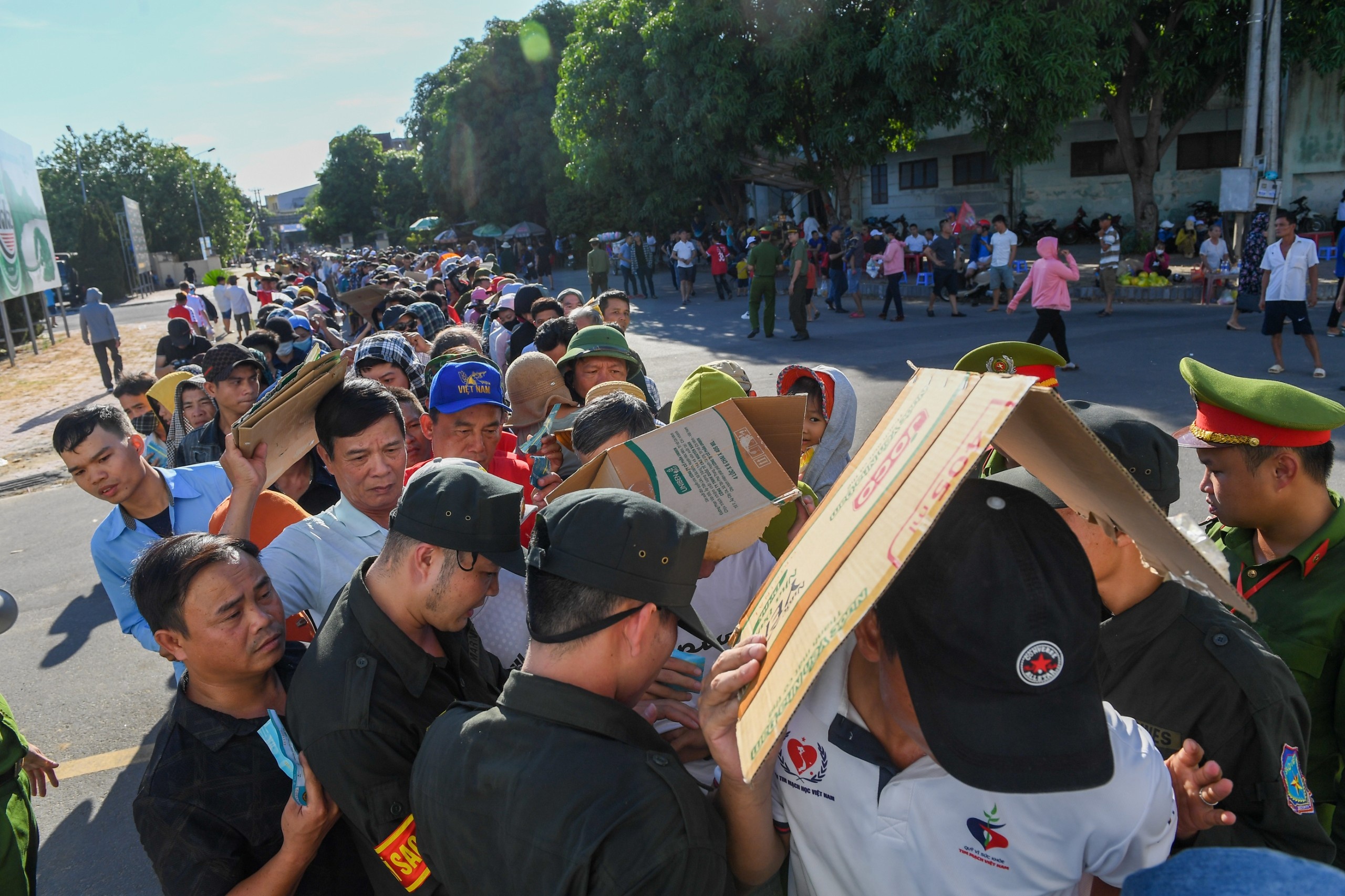 Truc tiep Ha Tinh vs TP.HCM anh 7