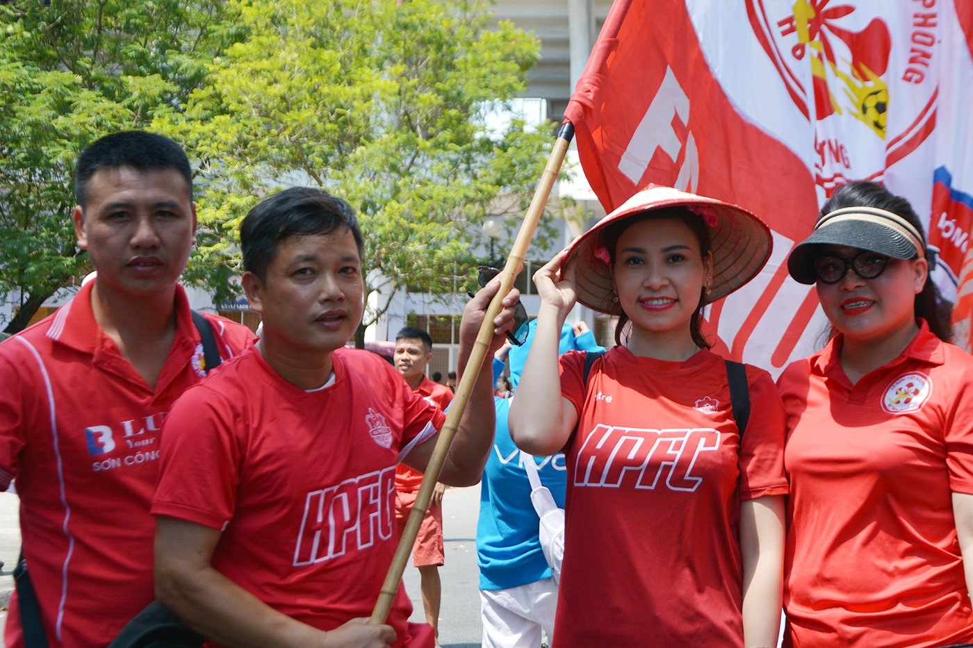 Hang nghin CDV Hai Phong se toi san Hang Day tiep lua doi nha hinh anh