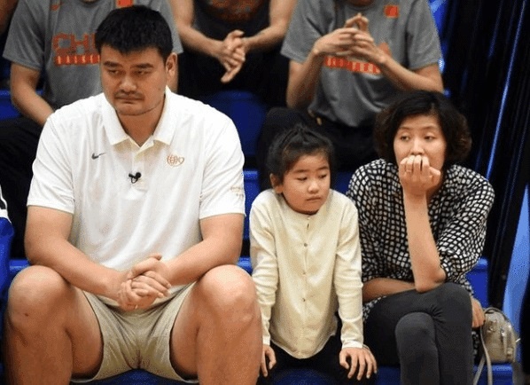 Yao Ming tang can qua da anh 1