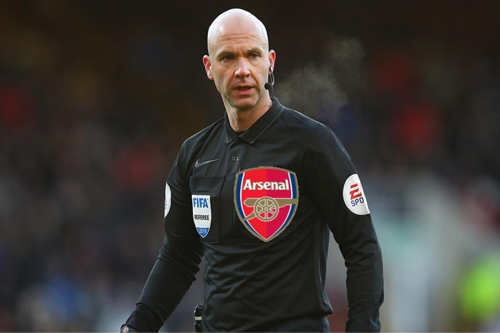 trong tai thien vi Arsenal anh 1