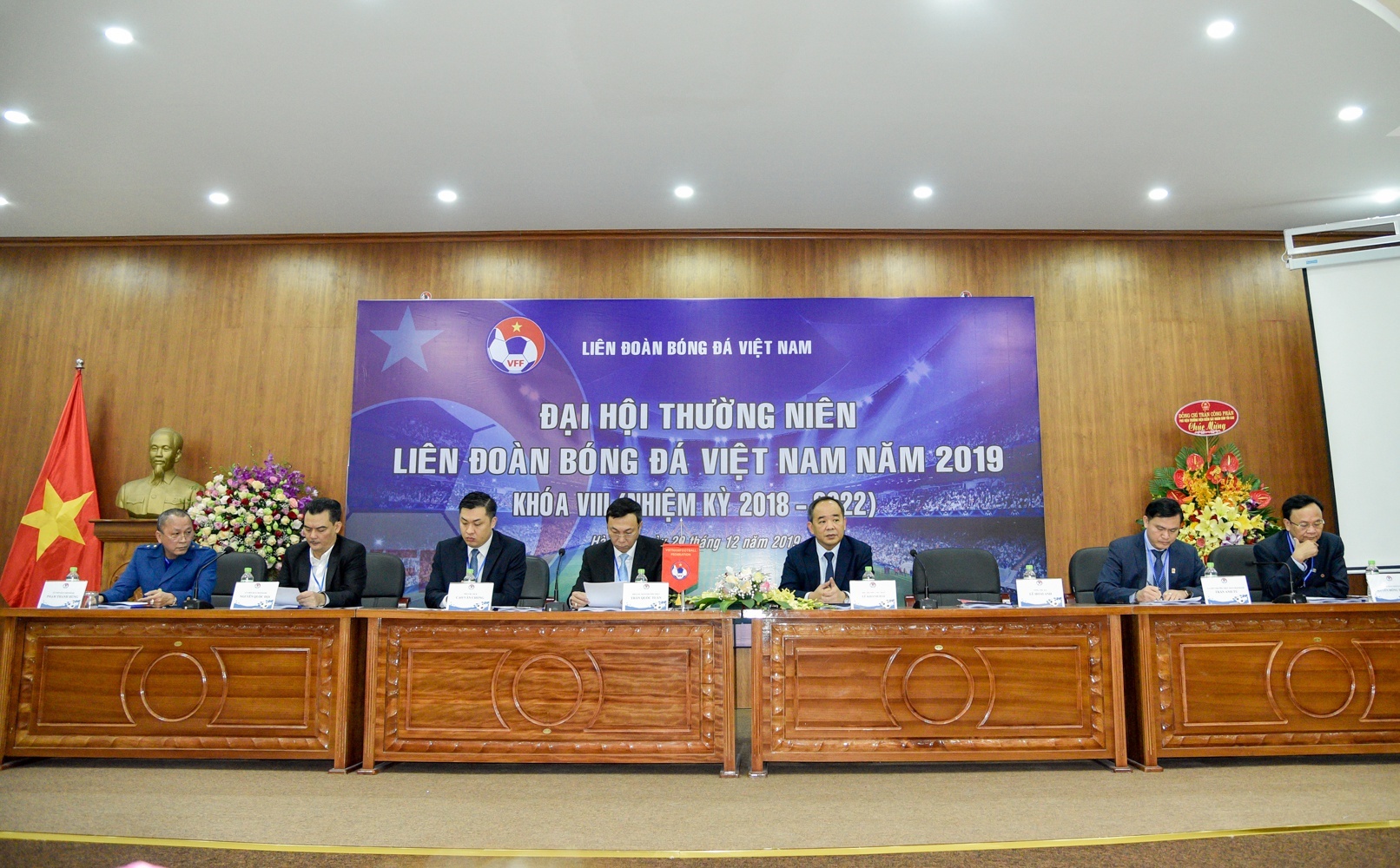 Pho chu tich tai chinh VFF anh 2