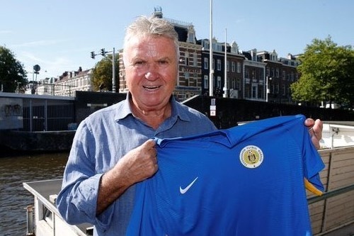 Chuyen nhuong 23/8: Guus Hiddink dan dat nha vo dich King's Cup hinh anh
