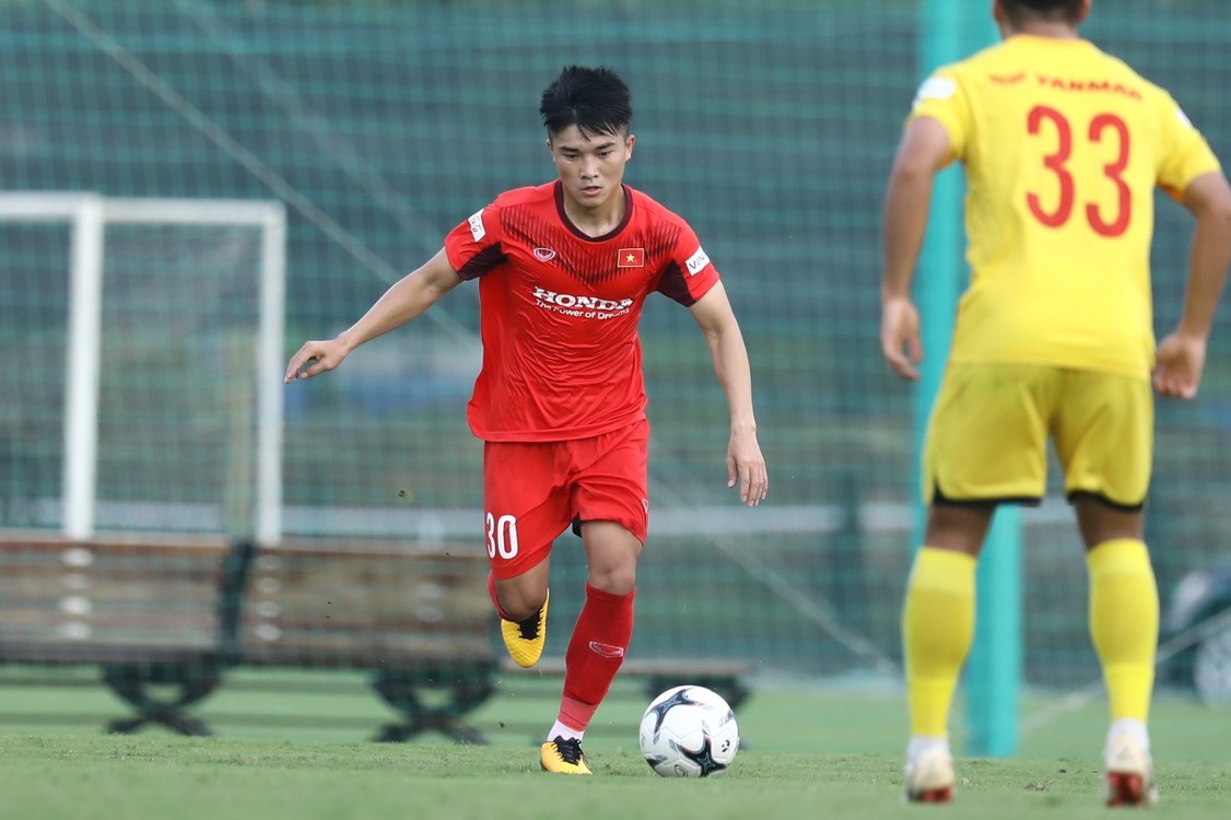 U22 Viet Nam dau tap noi bo anh 1