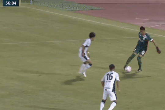 Thu mon Nhat Ban mac loi trong tran thua 1-2 hinh anh